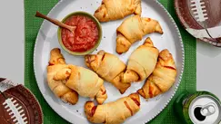 Tailgate Pizza Crescent Rolls